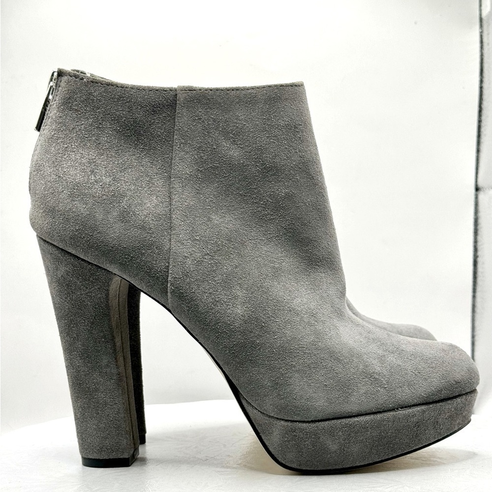 EUC Michael Michael Kors Grey Suede Platform Block Heel Booties Size 8.5